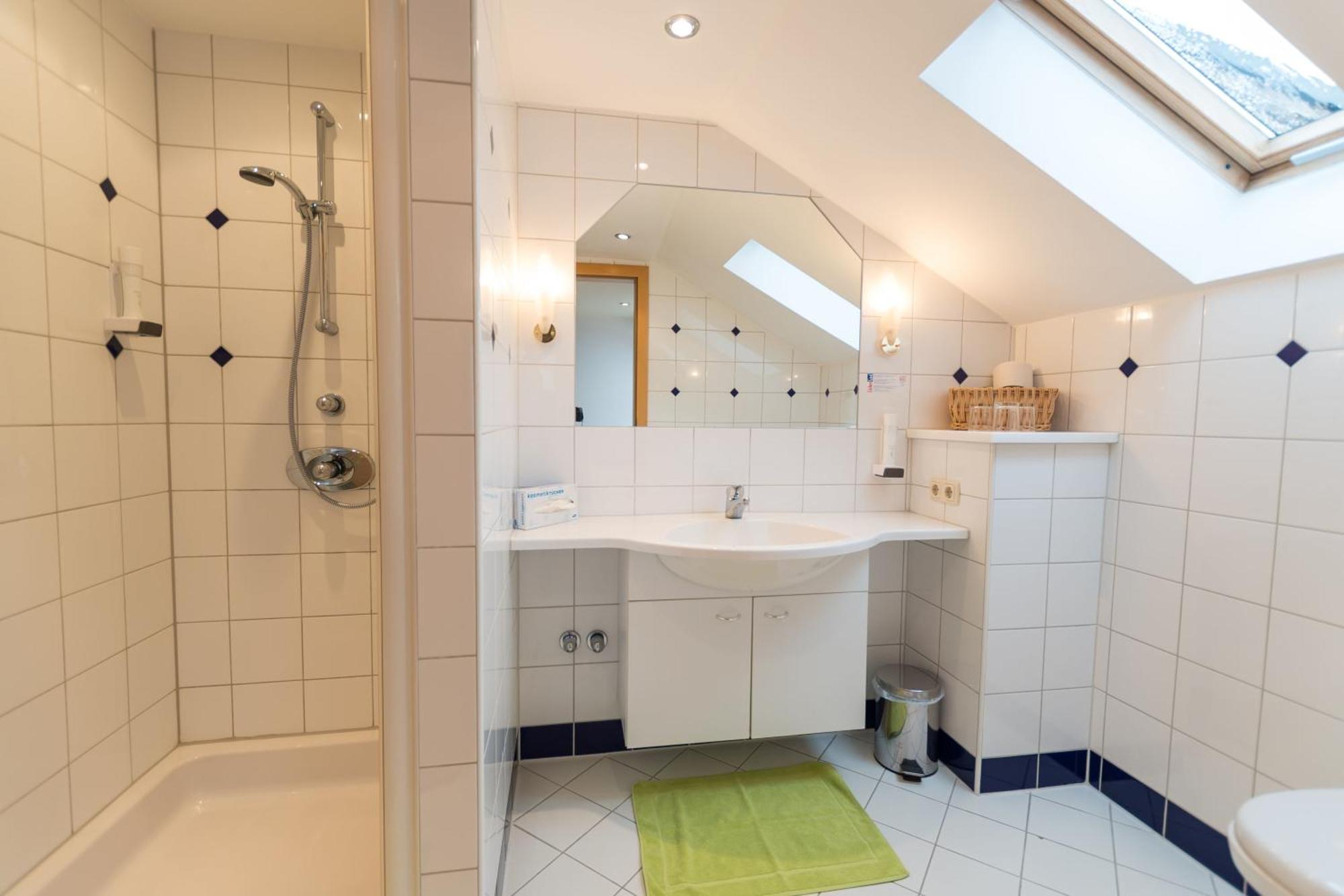 Gasthof Neuwirt Eugendorf Phòng bức ảnh